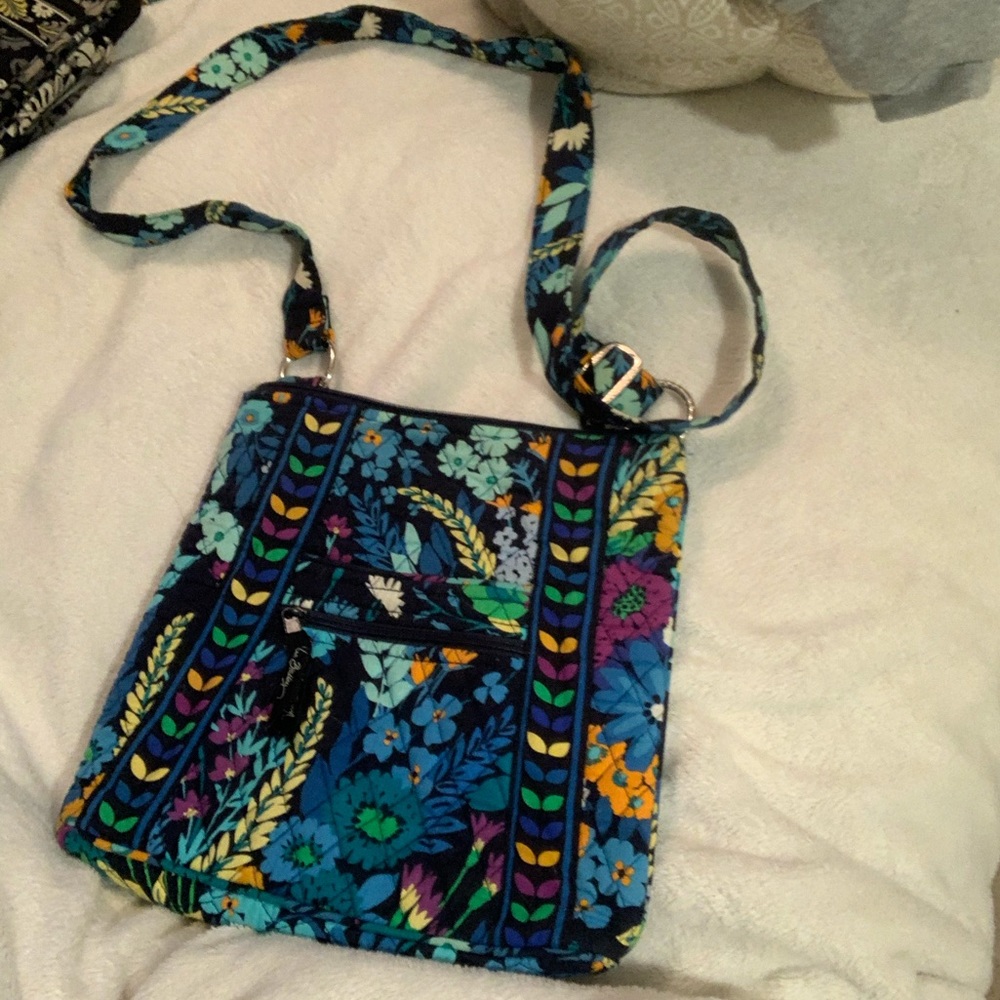 Vera Bradley cross body!